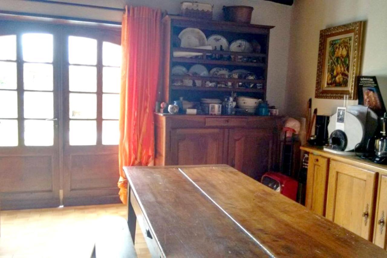 Maison de 4 chambres avec jardin amenage et wifi a St Constant Fournoules Saint-Constant Extérieur photo