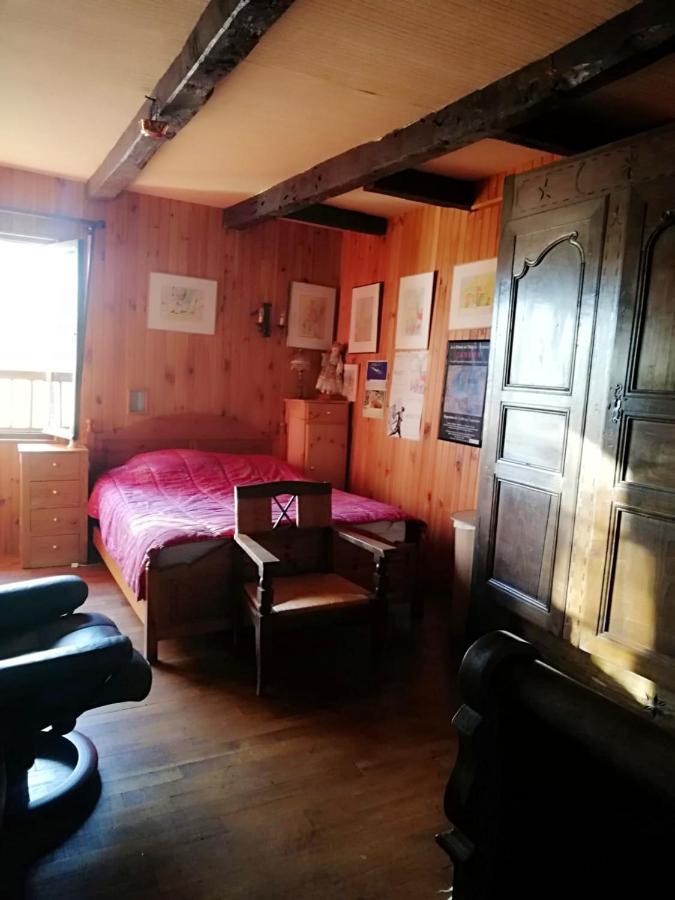 Maison de 4 chambres avec jardin amenage et wifi a St Constant Fournoules Saint-Constant Extérieur photo